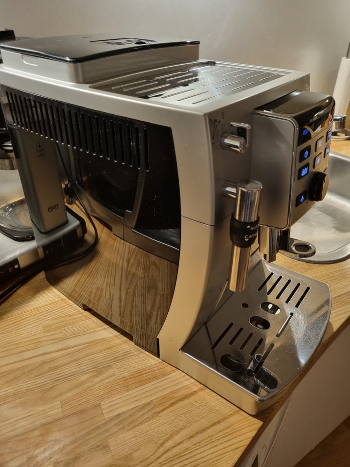 Espresso, Delonghi