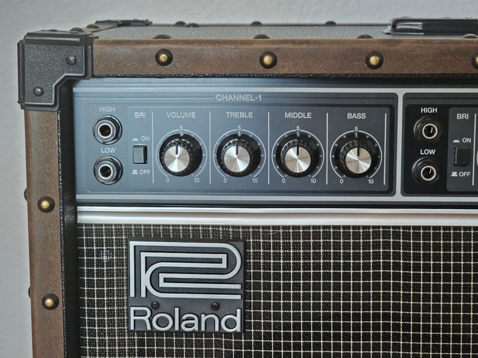 Guitarforstærker, Roland JC-120