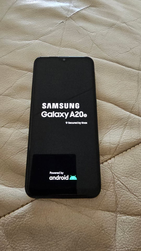 Samsung A20E, 32 , God