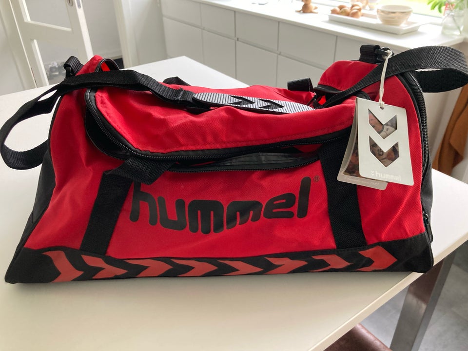 Sportstaske, Hummel