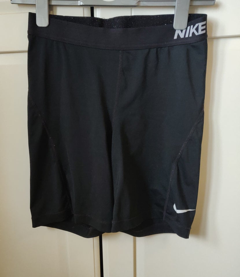 Shorts, Nike, str. 38