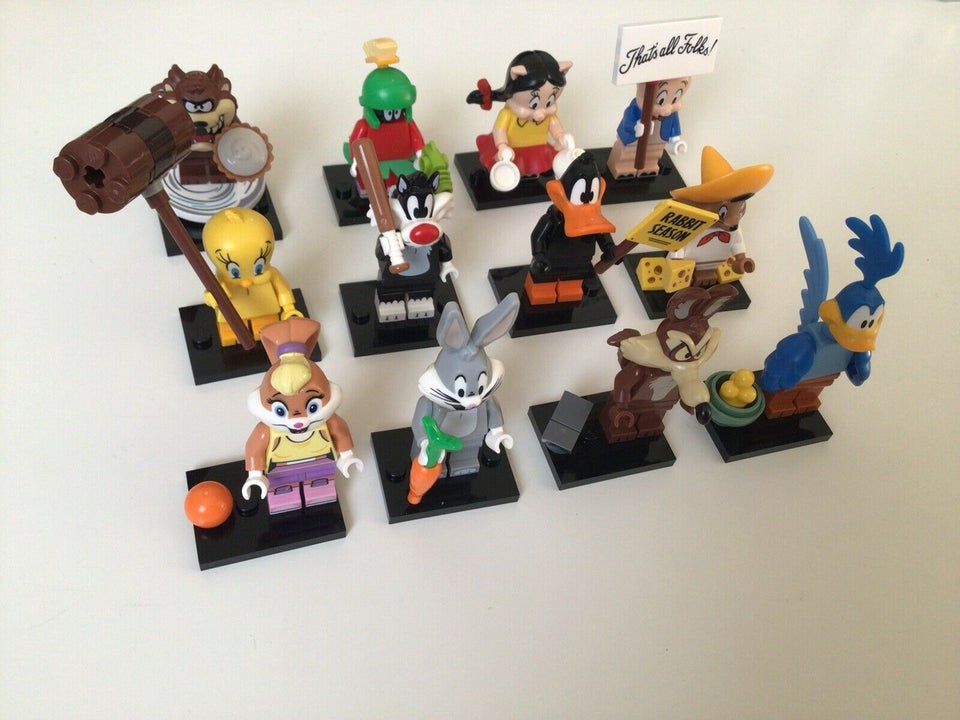 Lego Minifigures 71030