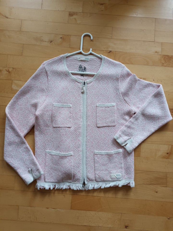 Cardigan Odd Molly str 44