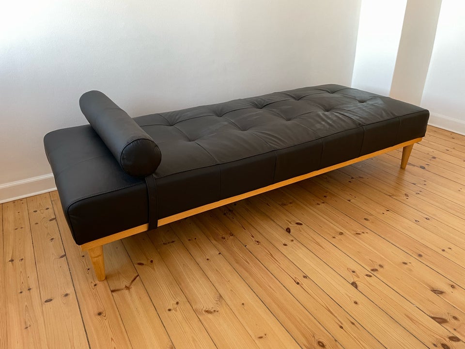 Anden arkitekt, Georgia, Daybed