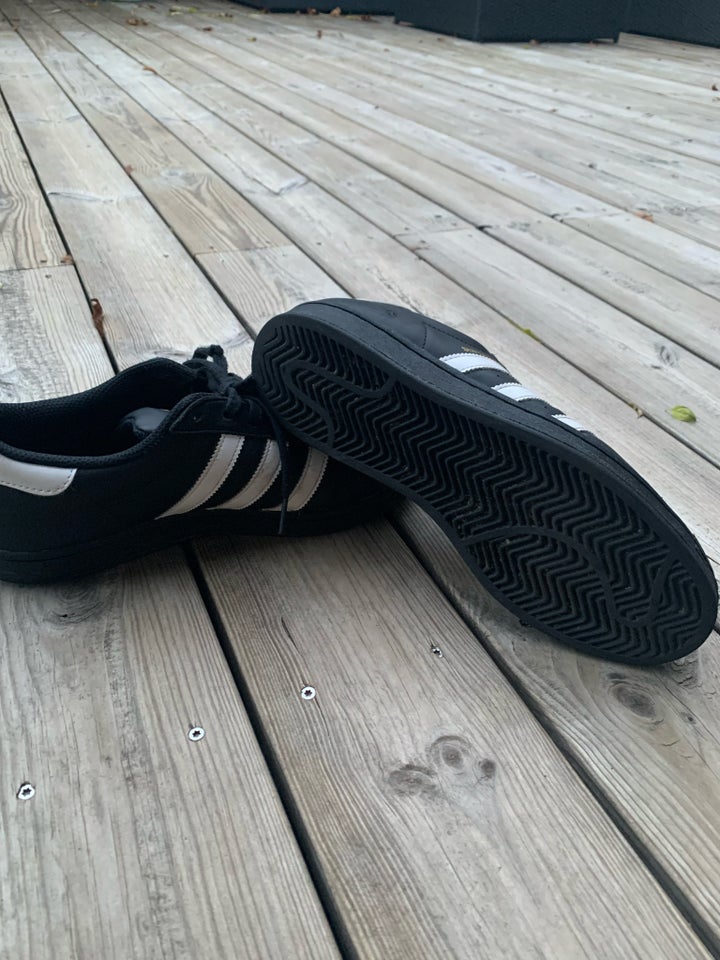 Sneakers, str. 41,5, Adidas