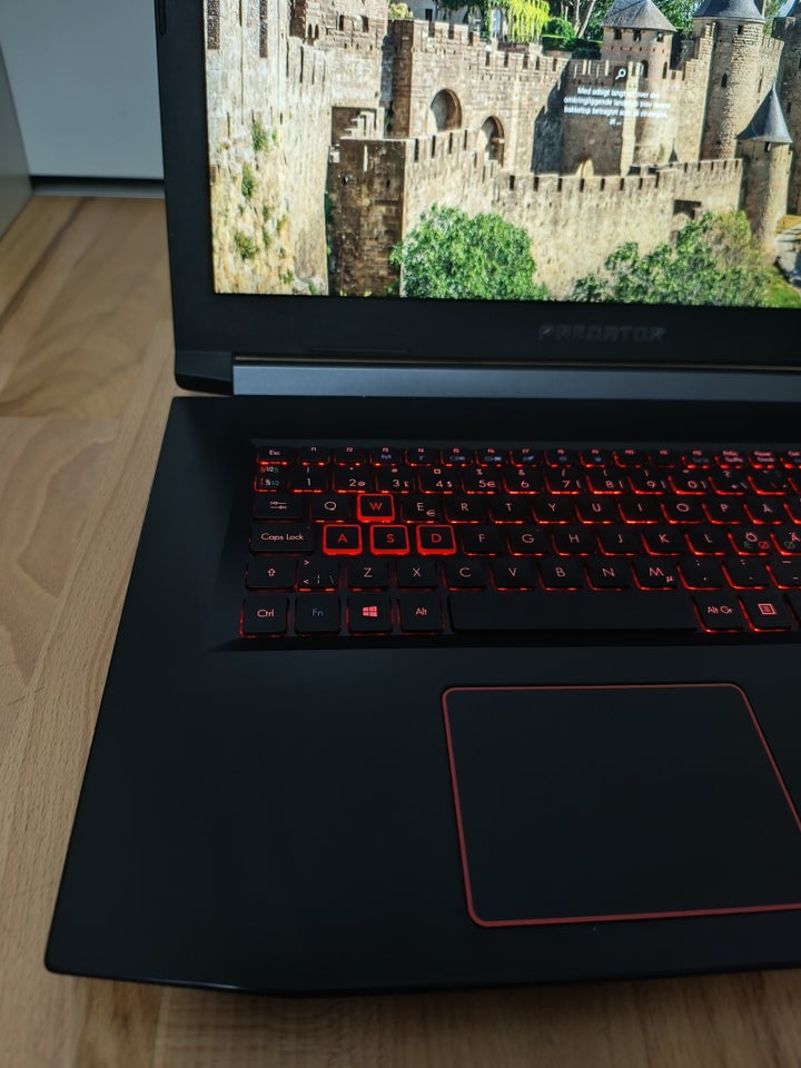 Acer Predator i7 28 GHz 12 GB ram