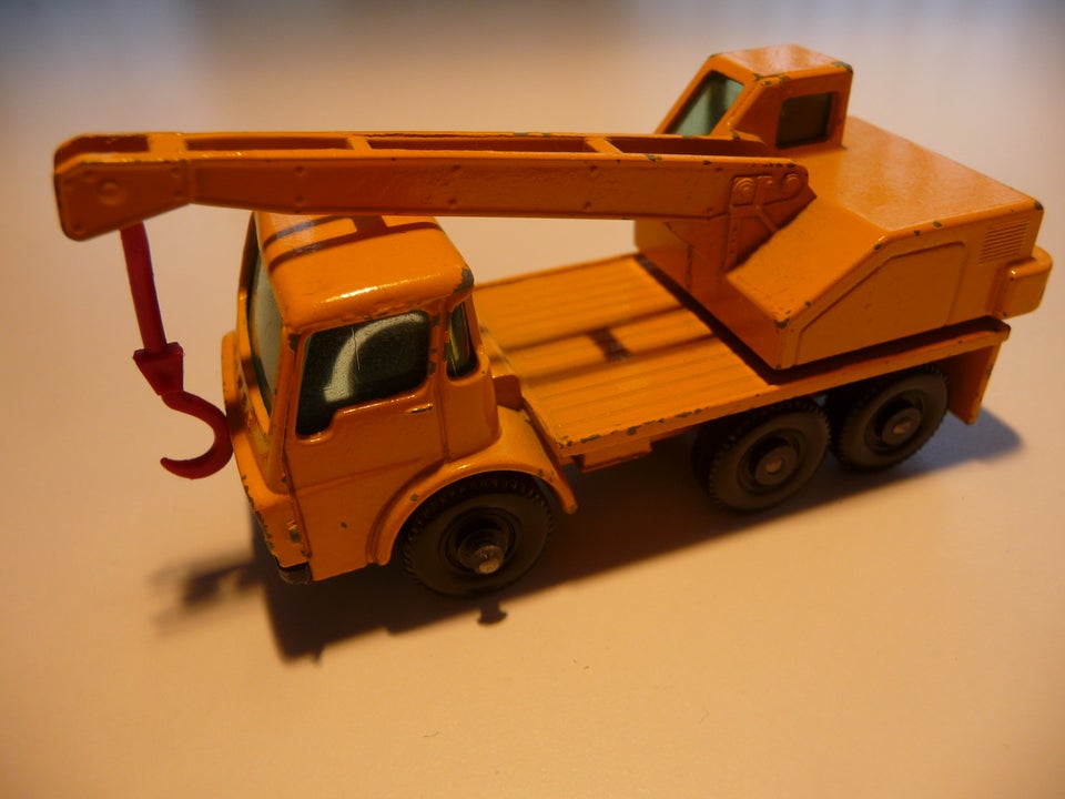 Modelbil, Matchbox Dodge crane