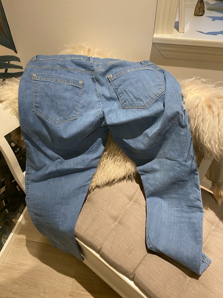 Jeans, 2B, str. 44