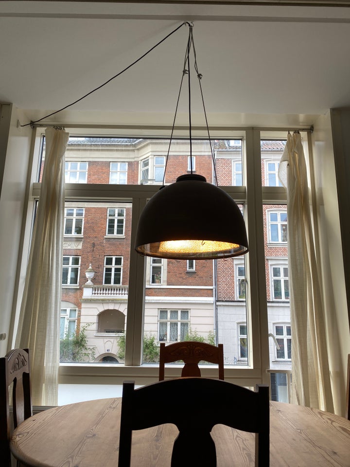 Anden loftslampe