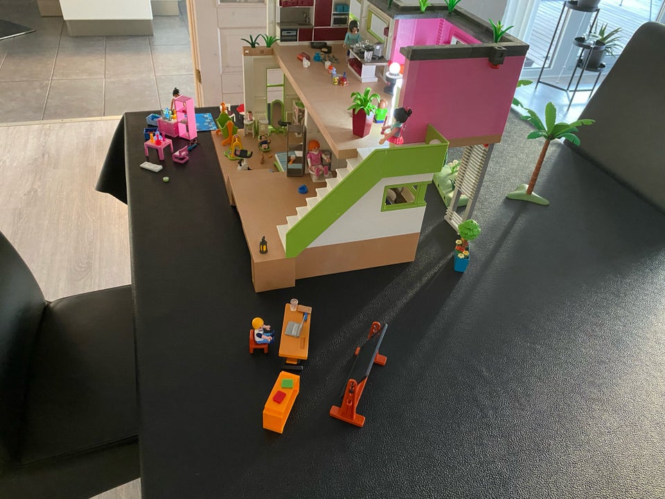 Dukkehus, Playmobil dukkehus