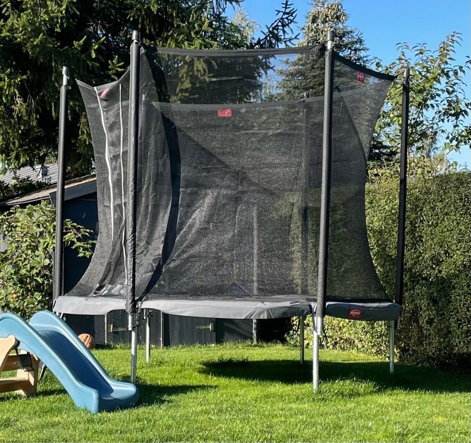 Trampolin Berg Trampolin Ø270m