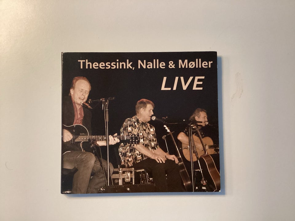 Theesink, Nalle  Møller: Live,