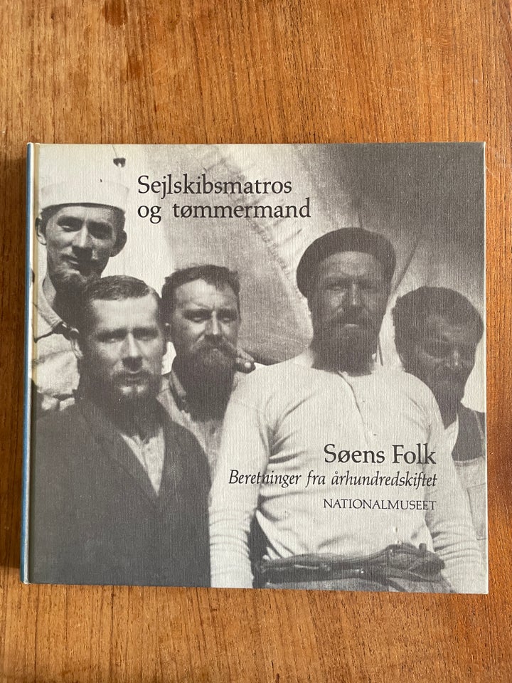 Søens Folk, Ole Højrup, Bogsamling