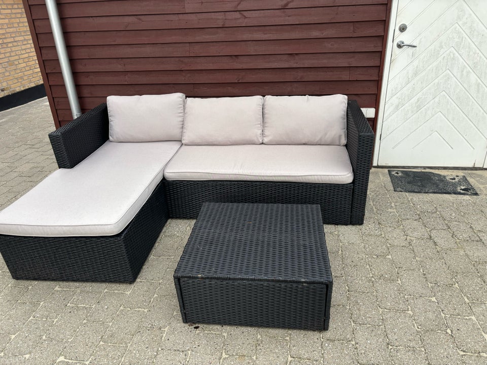 Havemøbelsæt, Polyrattan