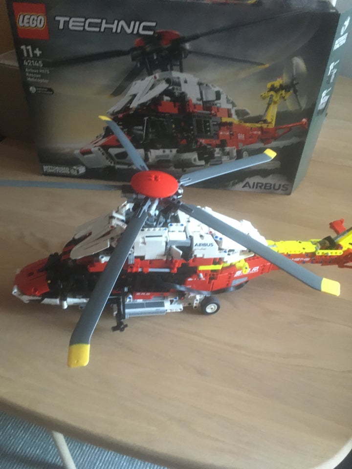 Lego Technic, Airbus, Mercedes F1