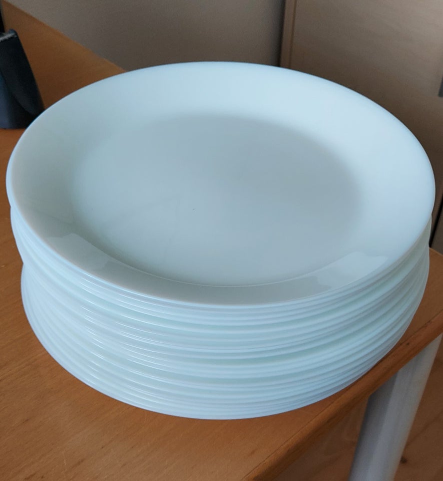 Porcelæn, Tallerkner