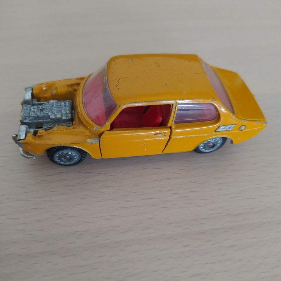 Modelbil, Tekno Saab 99, skala 1:43