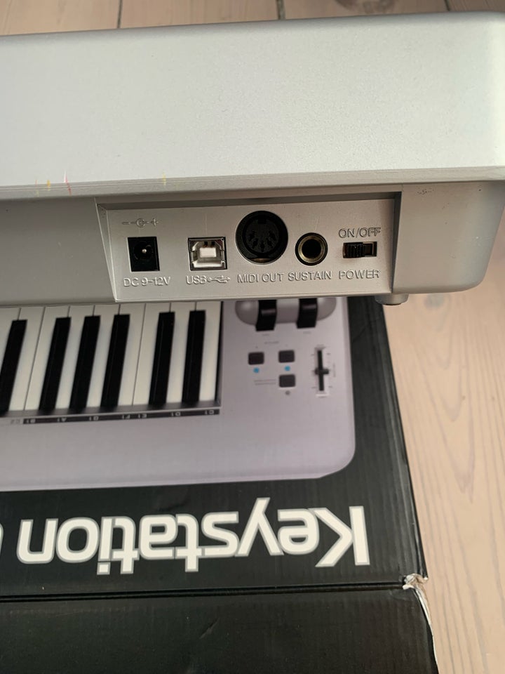 Midi keyboard, M-Audio Keystation