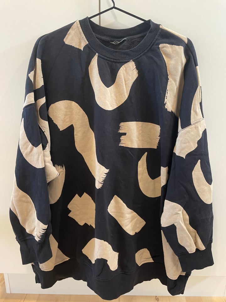 Sweatshirt, Monki, str. 48