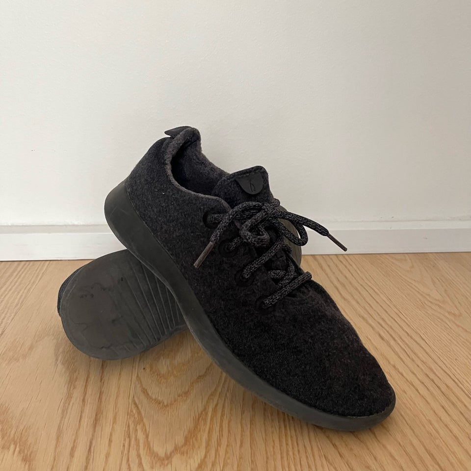 Sneakers Allbirds str 44