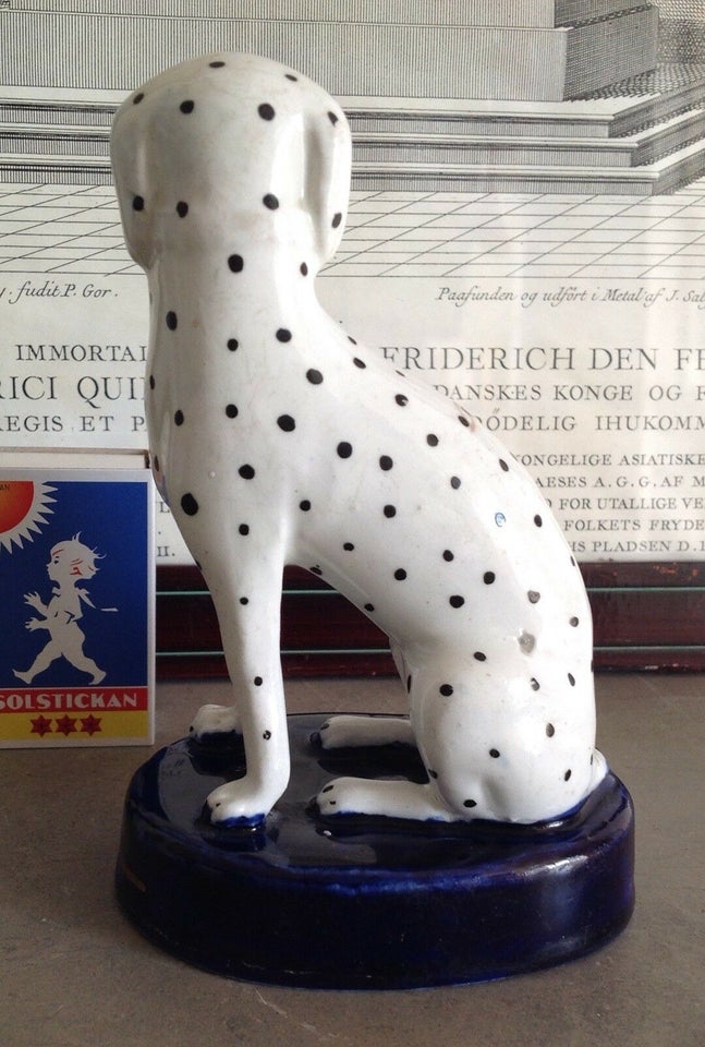 Staffordshire porcelænshund