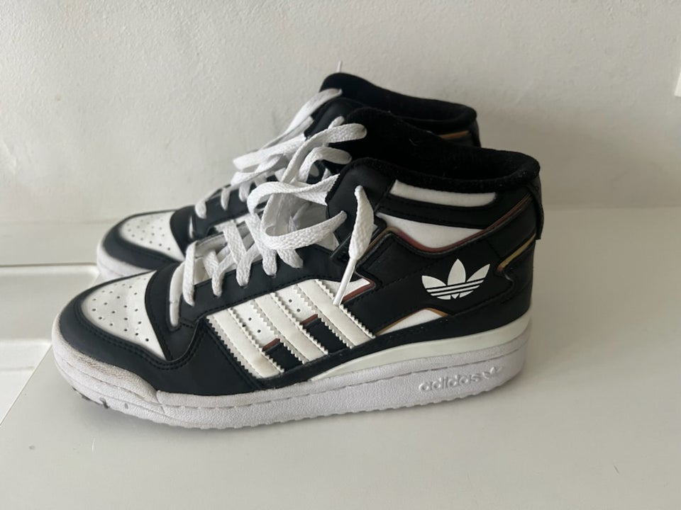 Sneakers, str. 37, Adidas