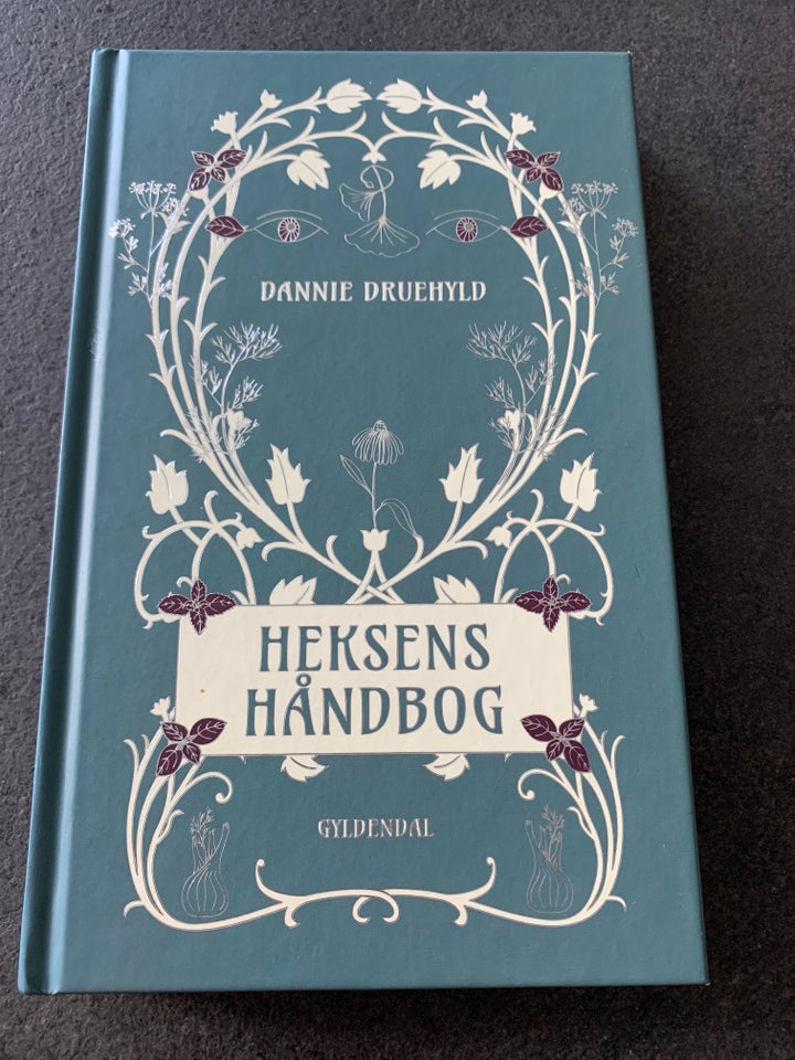 HEKSENS HÅNDBOG, DANNIE DRUEHYLD,