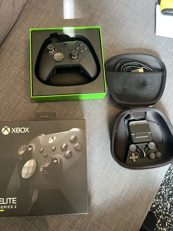 Xbox Series X Xbox Elite Series 2