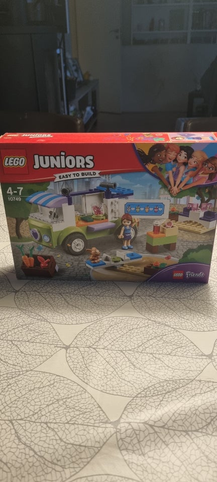 Lego Friends, 10749