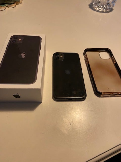 iPhone 11, 64 GB, sort