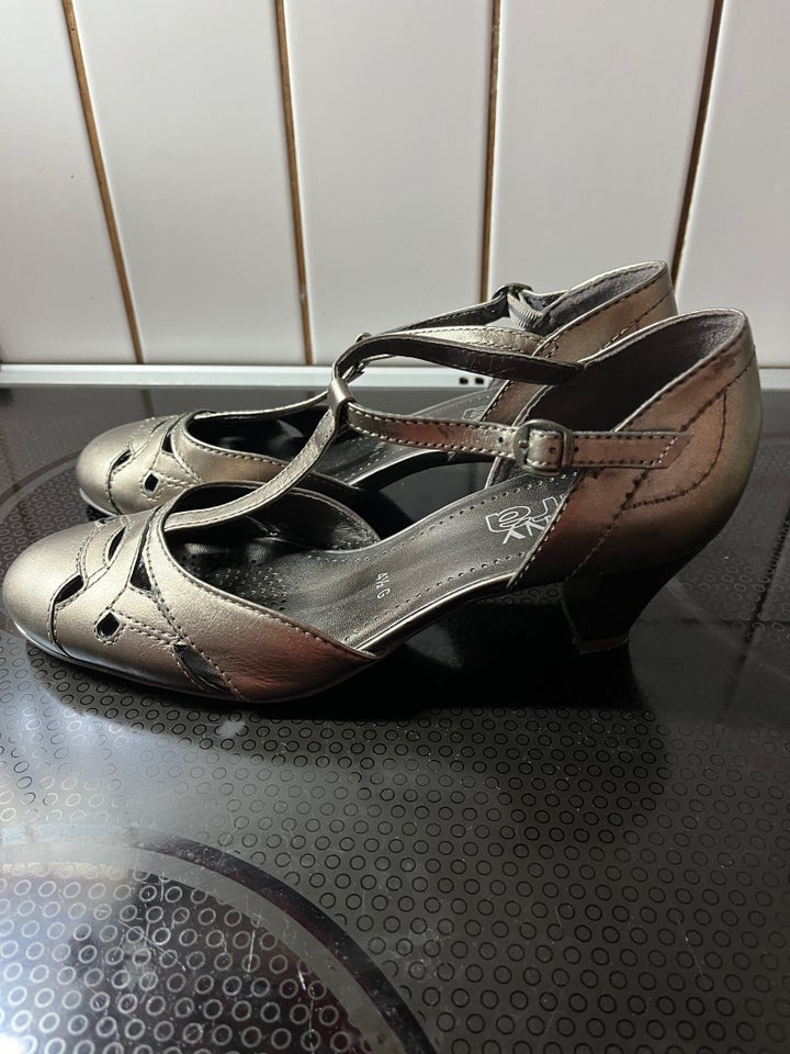 Pumps, str. 38, Jenny by Ara