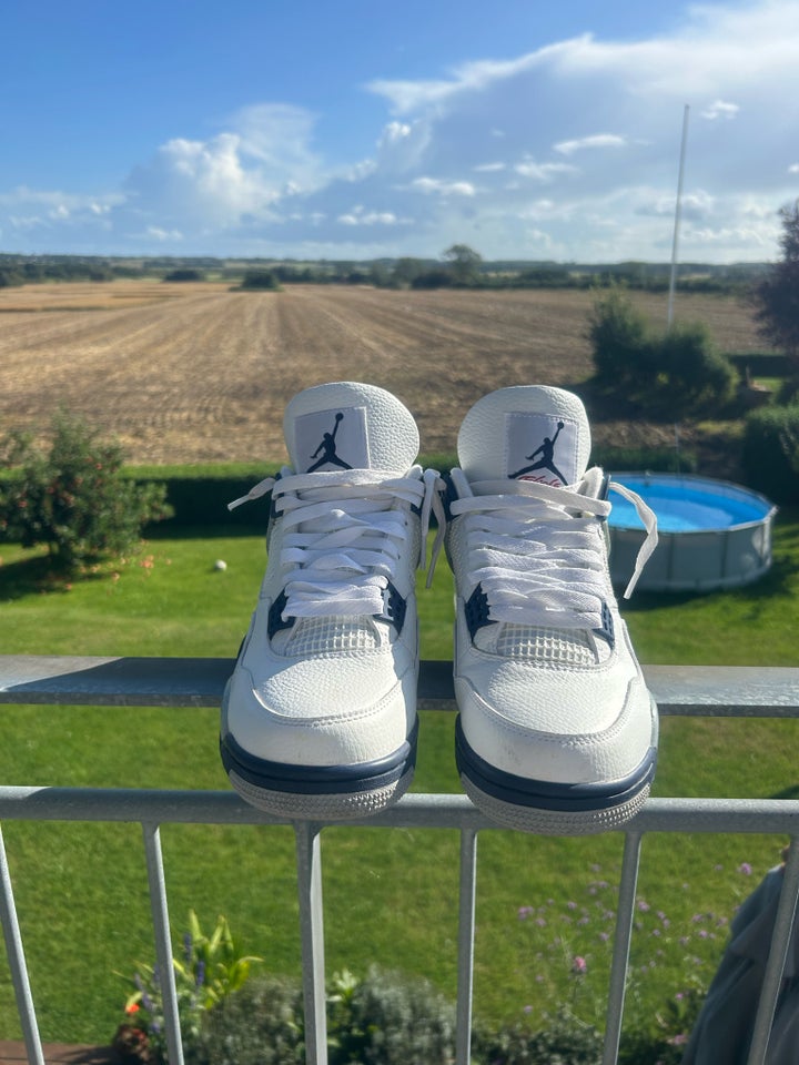 Sneakers Nike Jordan str 44