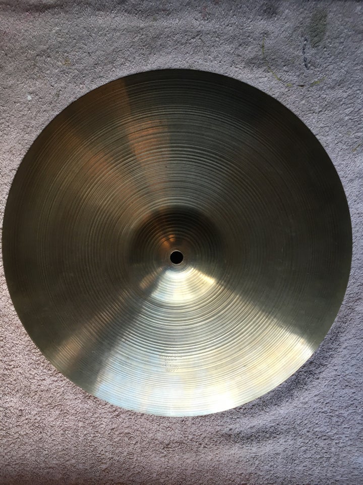 Hi-hat, Zildjian/Zyn 15” hi hat