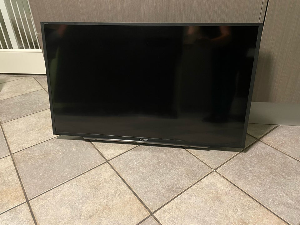 Sony, KDL-40WD653, 40"