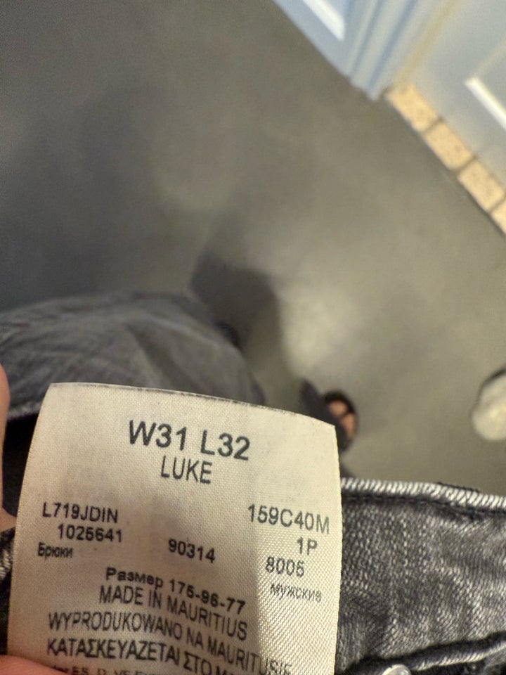 Jeans, Lee, str. 31