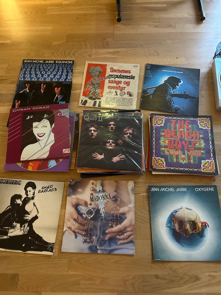 LP, Billie Eilish, Johnny Cash