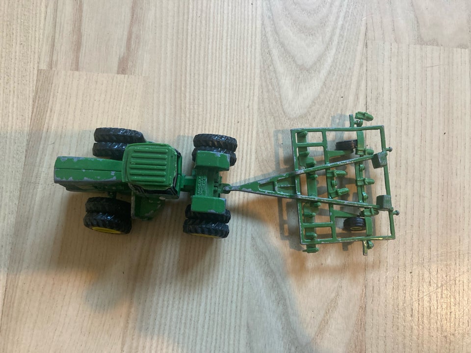 Traktor (John Deere)