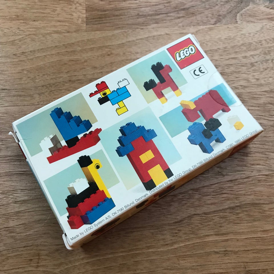 Lego Exclusives Basic Souvenir