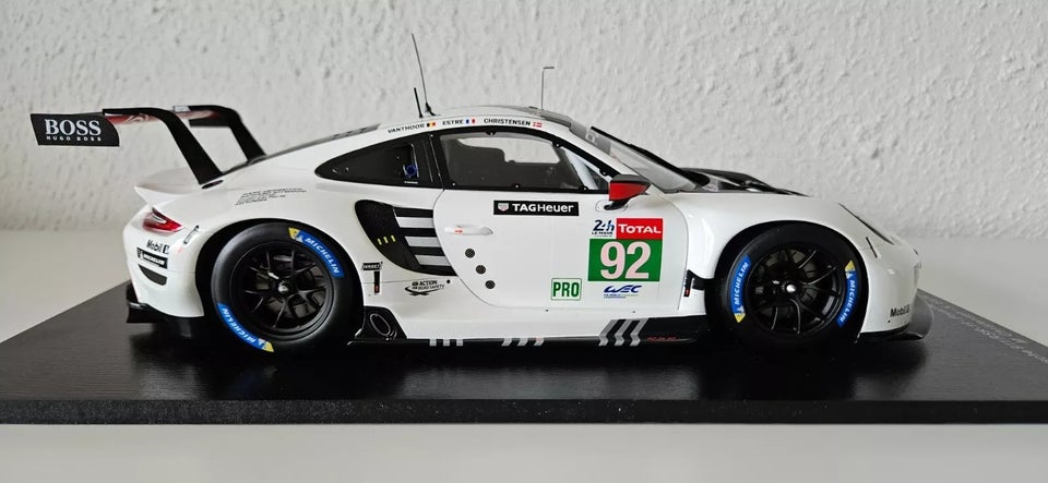 Modelbil, Spark Porsche 911 RSR