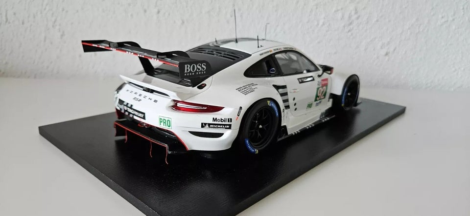 Modelbil, Spark Porsche 911 RSR