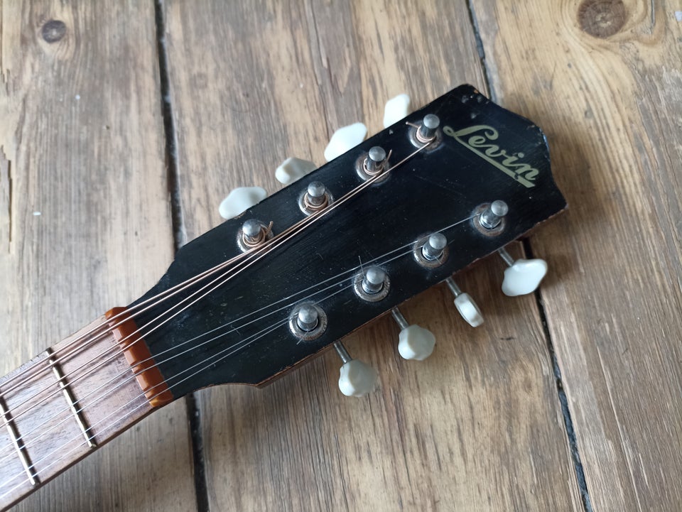 Mandolin Levin Model 46