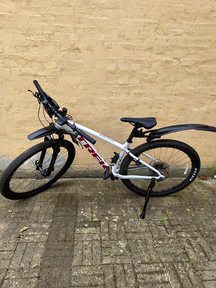 TREK Xcaliber 8