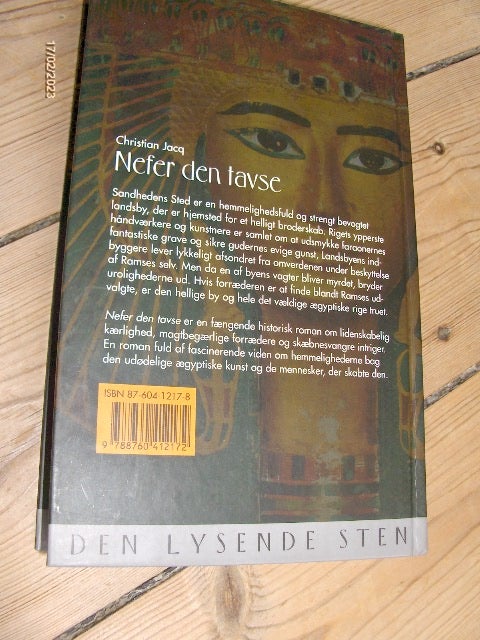 Nefer den tavse, CHRISTIAN JACQ,