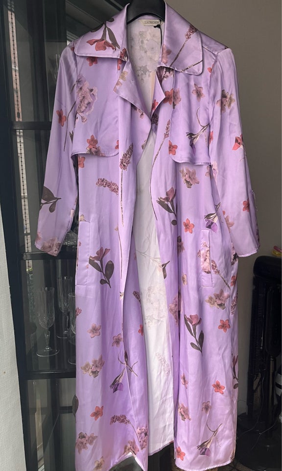 Kimono, Kimono , L'AUTRE CHOSE