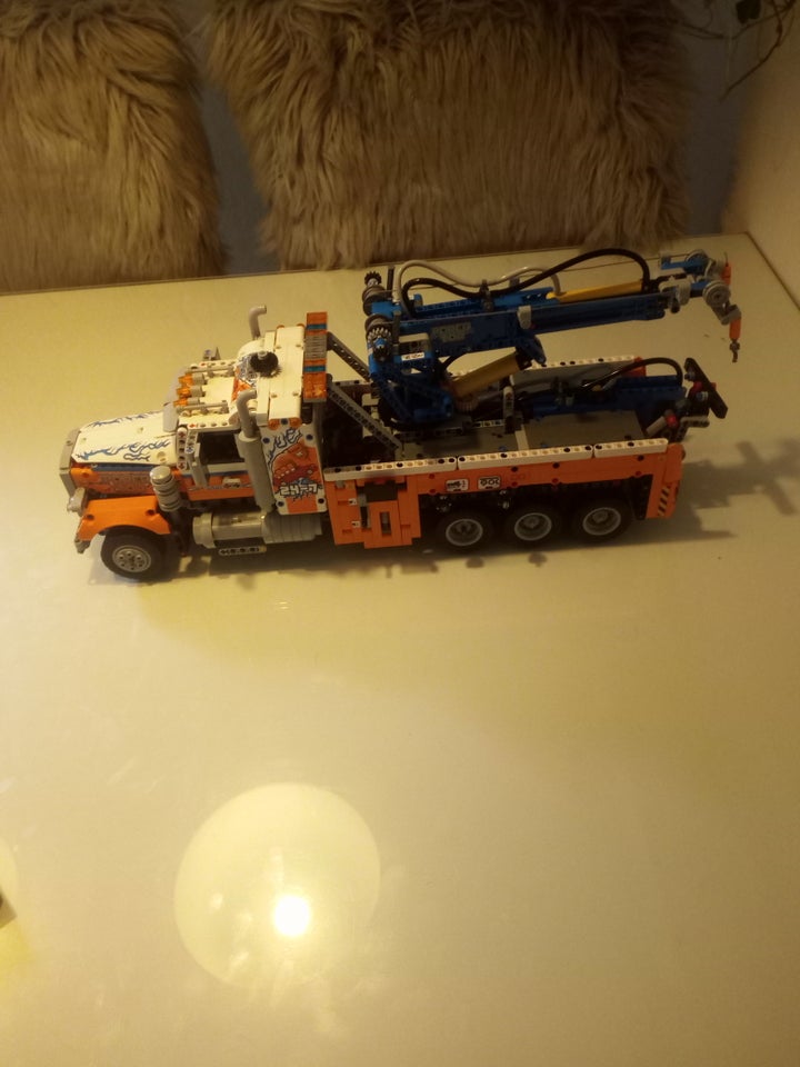 Lego Technic, 42128