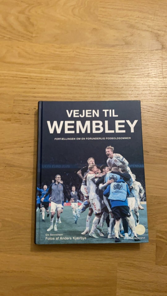 Vejen til Wembley, Dansk fodbold