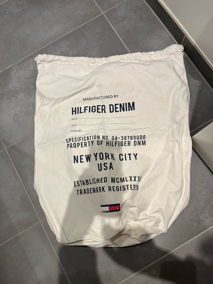 Stor kraftig Hilfiger Denim