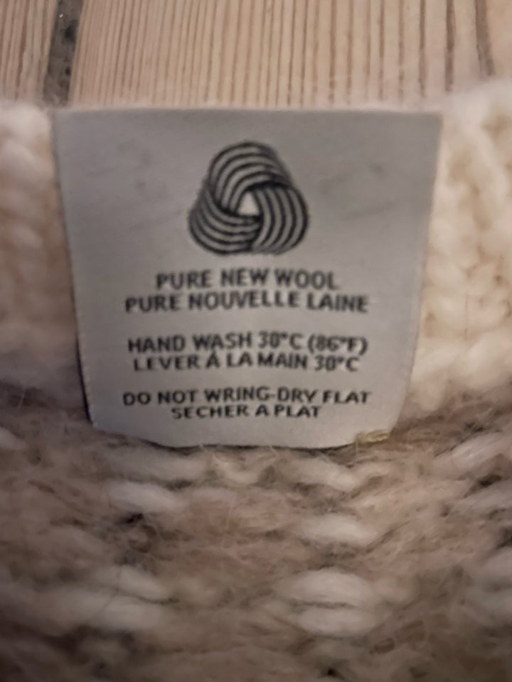 Sweater, The handknitting