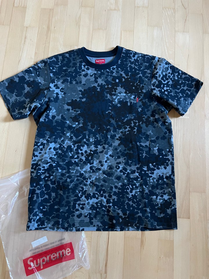 T-shirt Supreme str XL