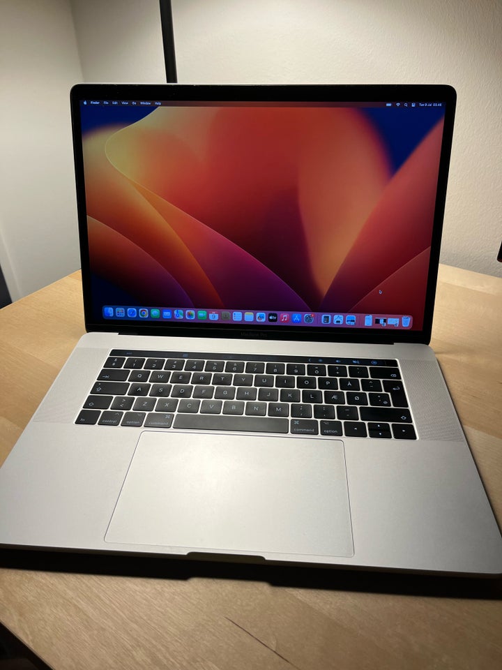 MacBook Pro 28 GHz 16 GB ram